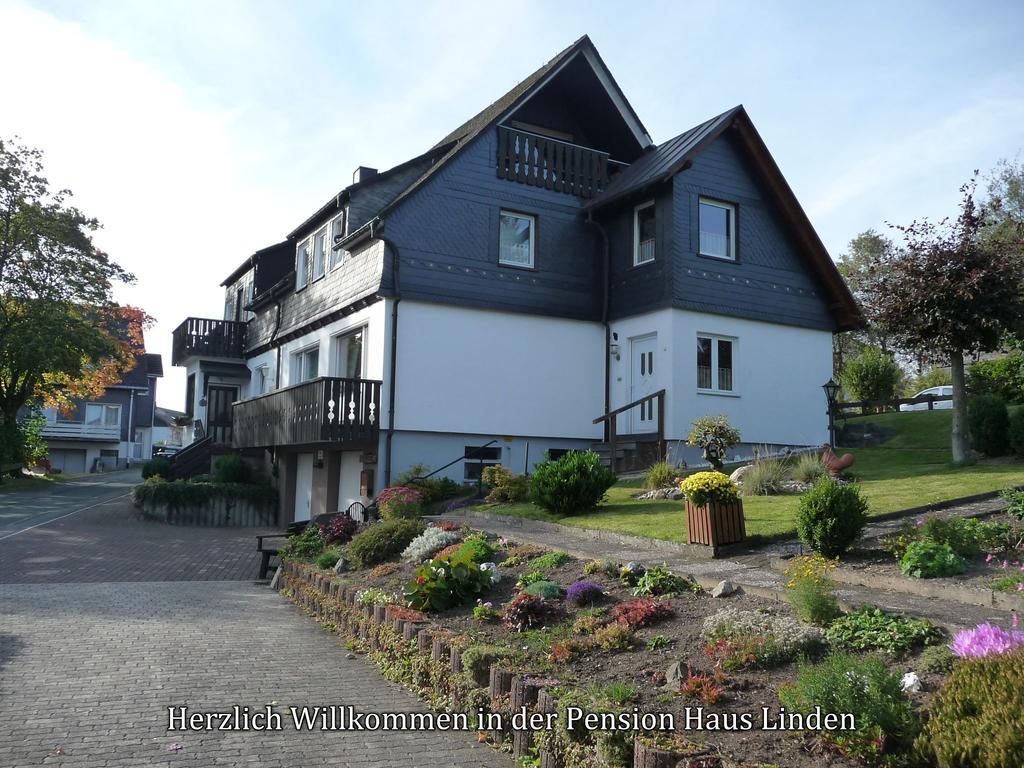 Pension Haus Linden Winterberg Extérieur photo